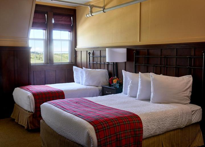Prince Of Wales Hotel Waterton Park Exteriör bild