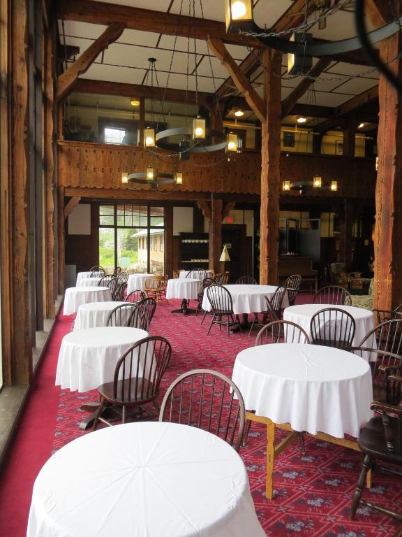 Prince Of Wales Hotel Waterton Park Exteriör bild