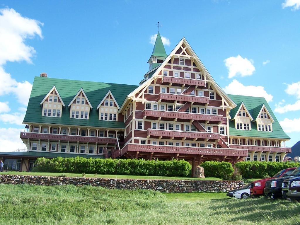 Prince Of Wales Hotel Waterton Park Exteriör bild