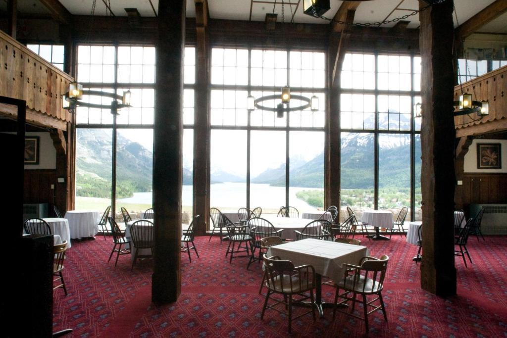 Prince Of Wales Hotel Waterton Park Exteriör bild